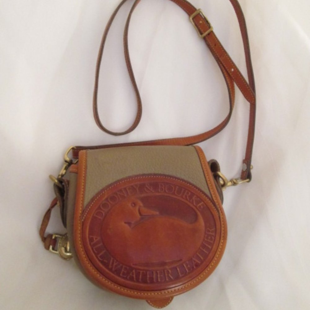 Vintage Big Duck Dooney Bourke all leather purse